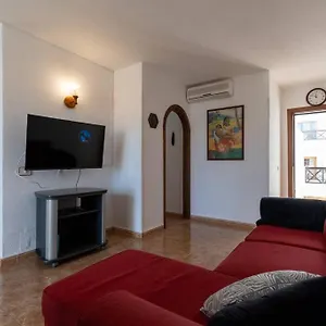 Con 2 Terrazas En Cristianos Los Cristianos (Tenerife)